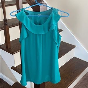 Ruffle shell tank